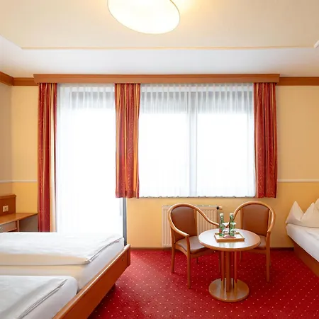 Hotel Schachenwald I Sauna I Aussenpool I Parkplatz