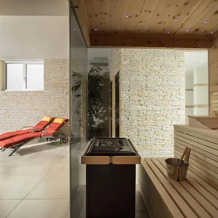 Hotel Schachenwald I Sauna I Aussenpool I Parkplatz 3*