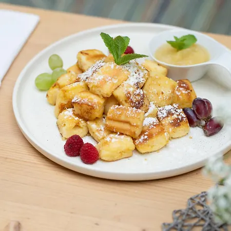 Отель Schachenwald & Restaurant I Free Parking Унтерпремстеттен