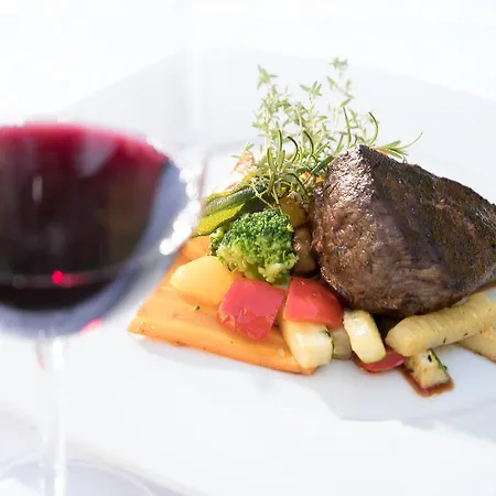 Hotel Schachenwald & Restaurant I Self Check-in 3*