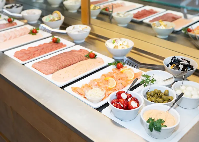 Otel Schachenwald I Sauna I Aussenpool I Parkplatz 3*