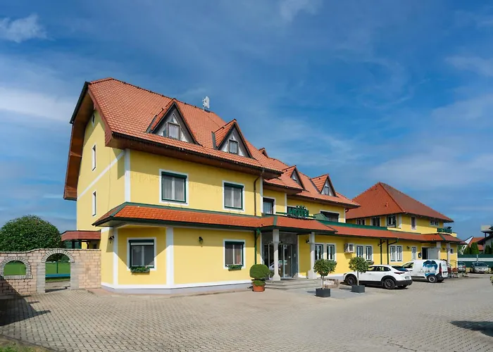 Schachenwald I Sauna I Aussenpool I Parkplatz 3* Unterpremstätten